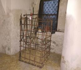 Klec na zlobivé děti